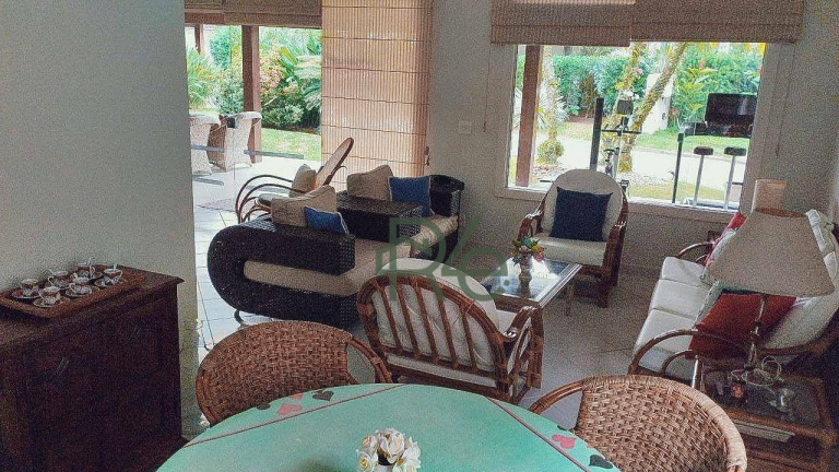 Imagem Casa com 8 Quartos à Venda, 500 m² em Pontal - Angra Dos Reis Imagem Casa com 8 Quartos à Venda, 500 m² em Pontal - Angra Dos Reis