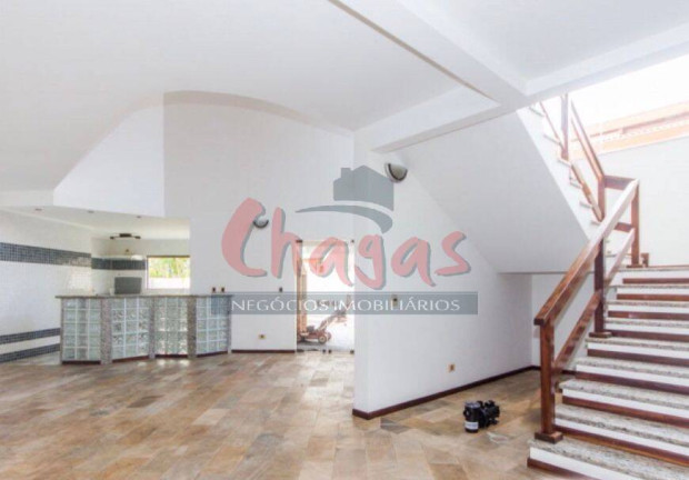Imagem Sobrado com 4 Quartos à Venda, 650 m² em Tabatinga - Caraguatatuba