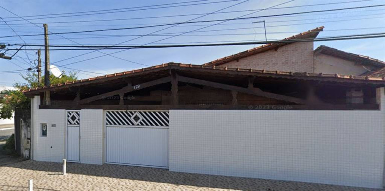 Casa com 2 Quartos à Venda, 144 m² em Quietude - Praia Grande