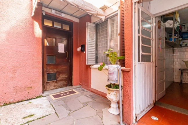 Imagem Imóvel com 4 Quartos à Venda, 74 m² em Petrópolis - Porto Alegre