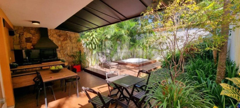 Imagem Imóvel com 3 Quartos à Venda, 320 m² em Jardim Morumbi - São Paulo Imagem Imóvel com 3 Quartos à Venda, 320 m² em Jardim Morumbi - São Paulo