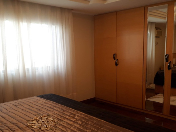 Imagem Imóvel com 3 Quartos à Venda, 566 m² em Jardim Guanabara - Rio De Janeiro