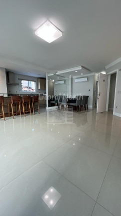 Imagem Apartamento com 3 Quartos à Venda, 122 m² em Centro - Balneário Camboriú Imagem Apartamento com 3 Quartos à Venda, 122 m² em Centro - Balneário Camboriú