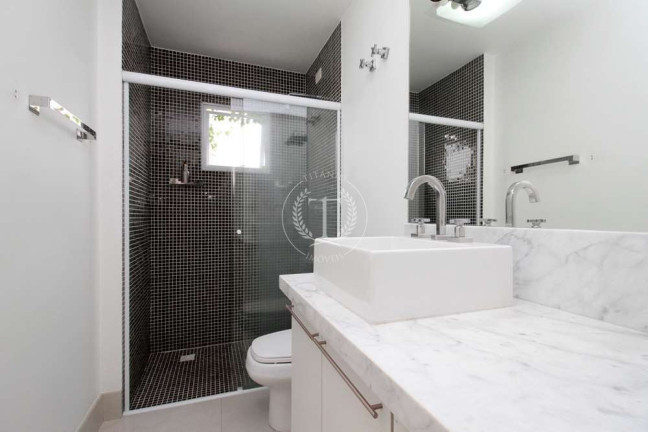 Imagem Casa com 3 Quartos à Venda, 149 m² em Jardim Taquaral - São Paulo