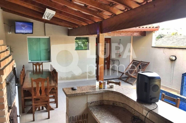 Imagem Casa com 3 Quartos à Venda, 210 m² em Tremembé - São Paulo Imagem Casa com 3 Quartos à Venda, 210 m² em Tremembé - São Paulo
