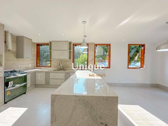 Imagem Casa com 5 Quartos à Venda, 700 m² em Barra Da Tijuca - Rio De Janeiro Imagem Casa com 5 Quartos à Venda, 700 m² em Barra Da Tijuca - Rio De Janeiro