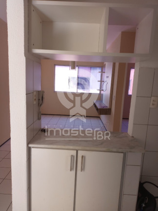 Imagem Apartamento com 2 Quartos à Venda, 44 m² em Tabapuá - Caucaia