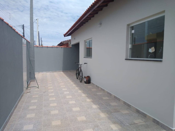 Casa com 2 Quartos à Venda, 150 m² em Peruíbe