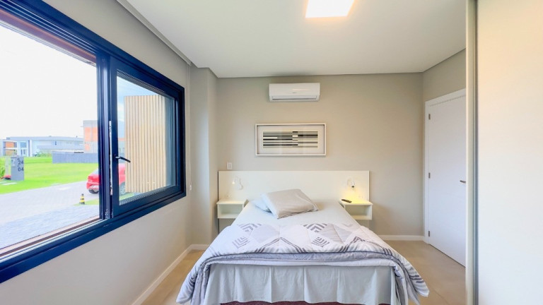 Imagem Casa de Condomínio com 4 Quartos à Venda, 150 m² em Centro - Xangri-lá