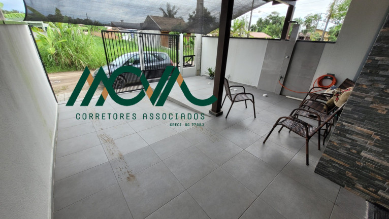 Imagem Casa com 3 Quartos à Venda, 77 m² em Cambijú - Itapoá