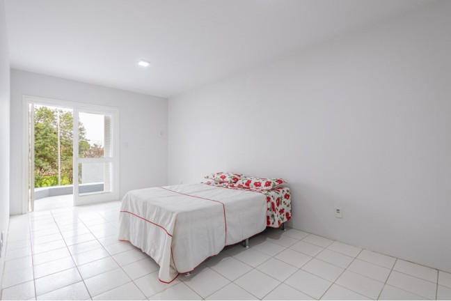 Imagem Casa com 4 Quartos à Venda, 378 m² em Centro - Canoas