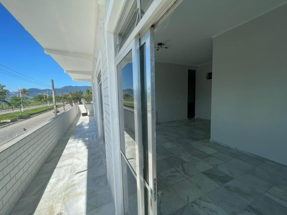 Imagem Imóvel com 13 Quartos à Venda, 1.000 m² em Praia Das Palmeiras - Caraguatatuba Imagem Imóvel com 13 Quartos à Venda, 1.000 m² em Praia Das Palmeiras - Caraguatatuba