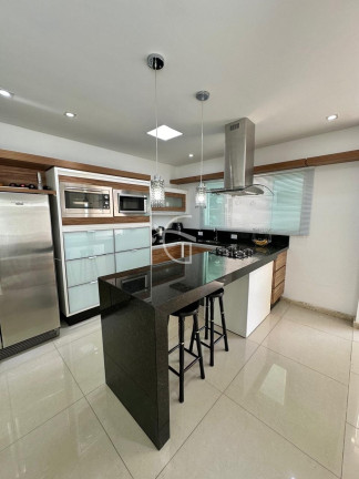 Imagem Casa com 3 Quartos à Venda, em Guanabara - Joinville Imagem Casa com 3 Quartos à Venda, em Guanabara - Joinville