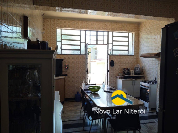 Imagem Casa com 4 Quartos à Venda, 220 m² em Fonseca - Niterói Imagem Casa com 4 Quartos à Venda, 220 m² em Fonseca - Niterói