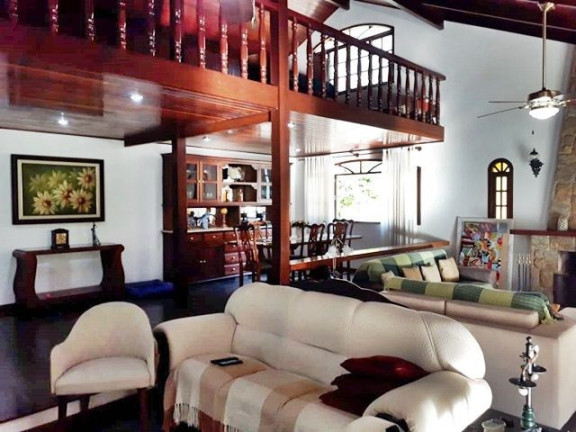 Imagem Casa com 4 Quartos à Venda, 500 m² em Comary - Teresópolis Imagem Casa com 4 Quartos à Venda, 500 m² em Comary - Teresópolis