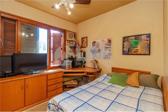 Imagem Apartamento com 3 Quartos à Venda, 123 m² em Petrópolis - Porto Alegre