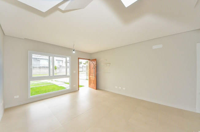 Imagem Casa com 3 Quartos à Venda, 121 m² em Xaxim - Curitiba
