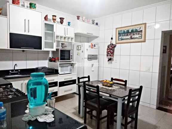 Imagem Casa com 3 Quartos à Venda, 220 m² em Mirandópolis - São Paulo