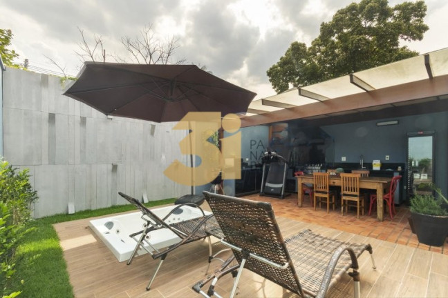 Casa de Condomínio com 3 Quartos à Venda, 310 m² em Campo Belo - São Paulo