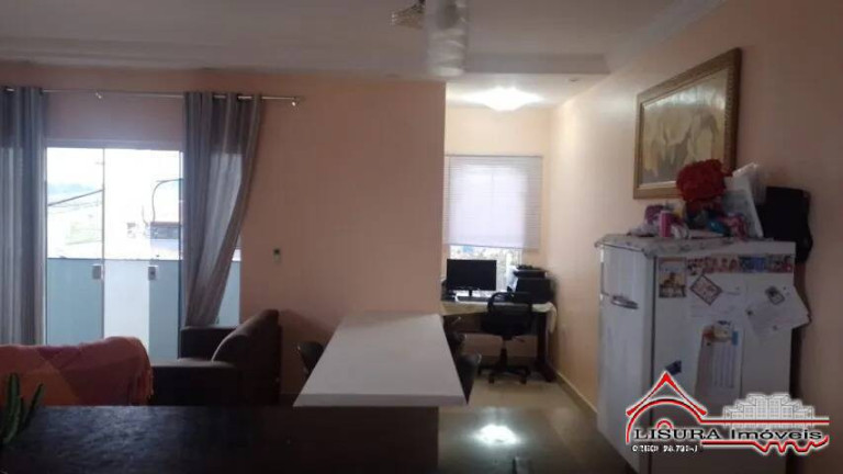 Imagem Casa com 3 Quartos à Venda, 150 m² em Primeiro De Maio - Jacareí Imagem Casa com 3 Quartos à Venda, 150 m² em Primeiro De Maio - Jacareí