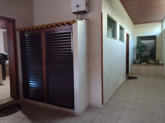 Imagem Sobrado com 4 Quartos à Venda, 426 m² em Centro - Mogi Das Cruzes Imagem Sobrado com 4 Quartos à Venda, 426 m² em Centro - Mogi Das Cruzes