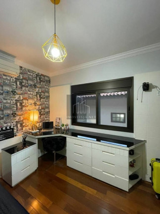 Imagem Casa com 6 Quartos à Venda, 354 m² em Alphaville - Santana De Parnaíba Imagem Casa com 6 Quartos à Venda, 354 m² em Alphaville - Santana De Parnaíba
