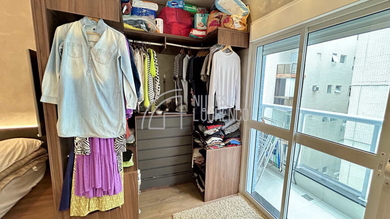 Imagem Apartamento com 2 Quartos à Venda, 75 m² em Embaré - Santos