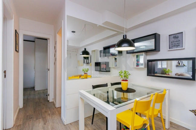 Imagem Apartamento com 2 Quartos à Venda, 58 m² em Passo Da Areia - Porto Alegre Imagem Apartamento com 2 Quartos à Venda, 58 m² em Passo Da Areia - Porto Alegre