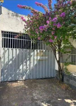 Imagem Casa com 3 Quartos à Venda, 270 m² em Coophema - Cuiabá Imagem Casa com 3 Quartos à Venda, 270 m² em Coophema - Cuiabá