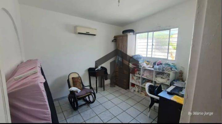 Imagem Casa com 3 Quartos à Venda, 427 m² em Hipódromo - Recife