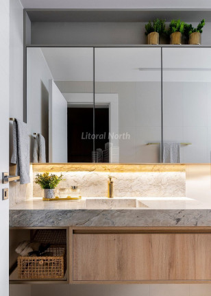 Imagem Apartamento com 3 Quartos à Venda, 139 m² em Centro - Balneário Camboriú Imagem Apartamento com 3 Quartos à Venda, 139 m² em Centro - Balneário Camboriú