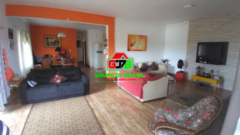 Imagem Chácara com 2 Quartos à Venda, 1.000 m² em Zona Rural De Jambeiro - Jambeiro Imagem Chácara com 2 Quartos à Venda, 1.000 m² em Zona Rural De Jambeiro - Jambeiro