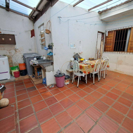 Imagem Casa com 2 Quartos à Venda, 128 m² em Jardim Do Estádio - Santo André