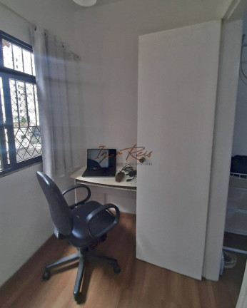 Imagem Casa com 4 Quartos à Venda, em Centro - Campos Dos Goytacazes Imagem Casa com 4 Quartos à Venda, em Centro - Campos Dos Goytacazes