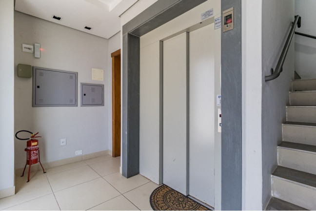 Imagem Apartamento com 2 Quartos à Venda, 87 m² em São Sebastião - Porto Alegre