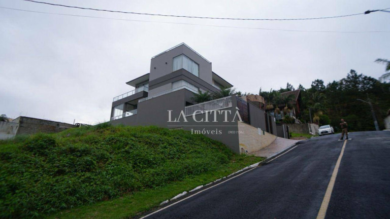 Imagem Casa com 3 Quartos à Venda, 376 m² em Ariribá - Balneário Camboriú
