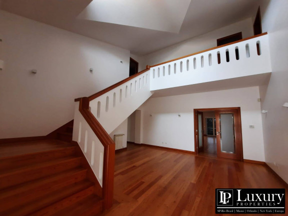 Imagem Casa com 5 Quartos à Venda, 656 m² em Centro - Cascais Imagem Casa com 5 Quartos à Venda, 656 m² em Centro - Cascais