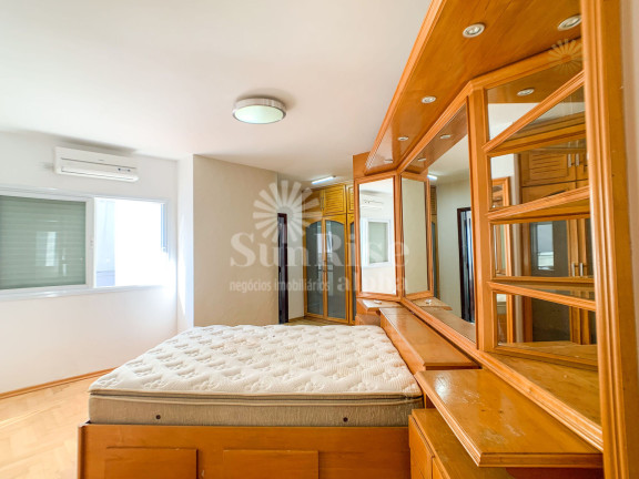 Imagem Casa com 4 Quartos à Venda, 400 m² em Alphaville 06 - Santana De Parnaíba Imagem Casa com 4 Quartos à Venda, 400 m² em Alphaville 06 - Santana De Parnaíba
