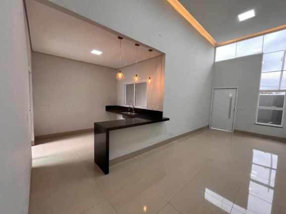 Imagem Casa com 3 Quartos à Venda, 100 m² em Jardim Shangri-la - Cuiabá