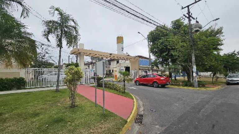 Casa com 1 Quarto à Venda,  em Guaratiba - Rio De Janeiro
