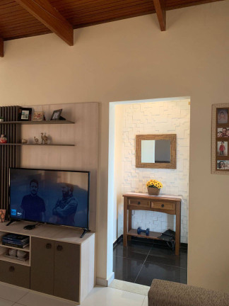 Imagem Casa com 4 Quartos à Venda, 300 m² em Residencial Portal Da Mantiqueira - Taubaté