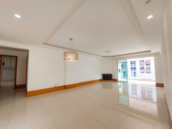 Imagem Apartamento com 3 Quartos à Venda, 180 m² em Várzea - Teresópolis