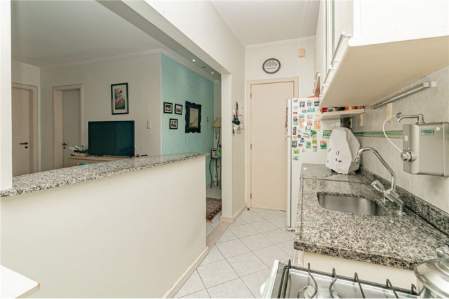 Imagem Imóvel com 2 Quartos à Venda,  em Menino Deus - Porto Alegre
