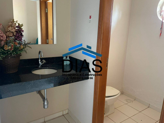 Imagem Casa com 2 Quartos à Venda, 345 m² em Centro - Araraquara Imagem Casa com 2 Quartos à Venda, 345 m² em Centro - Araraquara