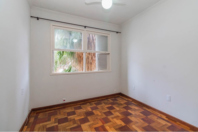Imagem Apartamento com 3 Quartos à Venda, 67 m² em Rio Branco - Porto Alegre