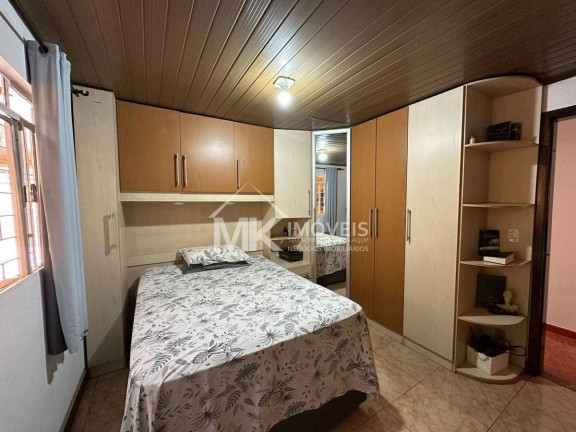 Imagem Casa com 3 Quartos à Venda, 199 m² em Maria Antonieta - Pinhais
