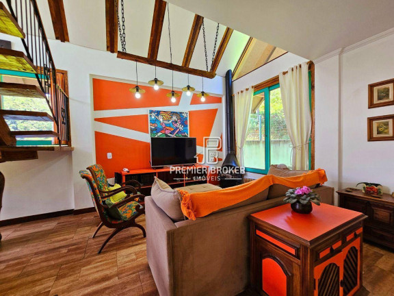 Imagem Casa com 4 Quartos à Venda, 300 m² em Prata - Teresópolis Imagem Casa com 4 Quartos à Venda, 300 m² em Prata - Teresópolis
