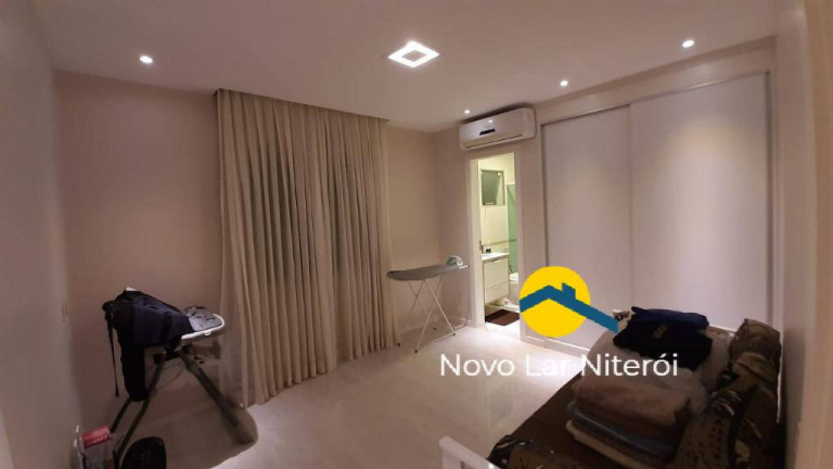 Imagem Casa com 4 Quartos à Venda, 180 m² em Itaipu - Niterói Imagem Casa com 4 Quartos à Venda, 180 m² em Itaipu - Niterói