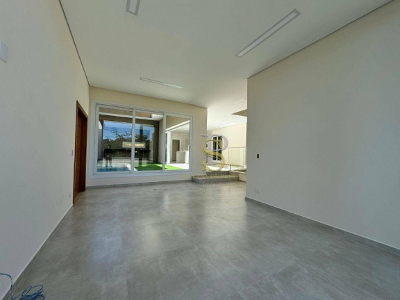 Imagem Casa com 4 Quartos à Venda, 300 m² em Vila Santista - Atibaia Imagem Casa com 4 Quartos à Venda, 300 m² em Vila Santista - Atibaia