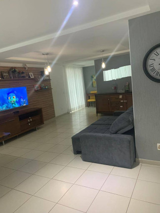Imagem Casa com 5 Quartos à Venda, 570 m² em Vale Dos Pinheiros - Nova Friburgo Imagem Casa com 5 Quartos à Venda, 570 m² em Vale Dos Pinheiros - Nova Friburgo